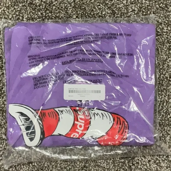 Supreme Cat In The Hat Tee Purple FW18 (Fall Winter 2018) - Picture 1 of 5